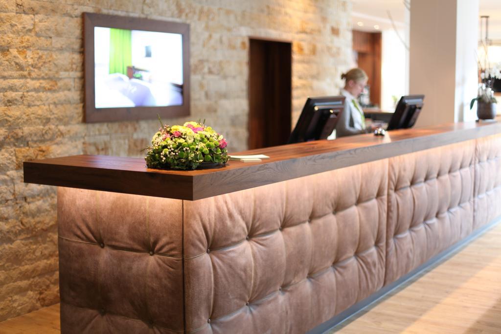 Riku Hotel Neu-Ulm Kültér fotó